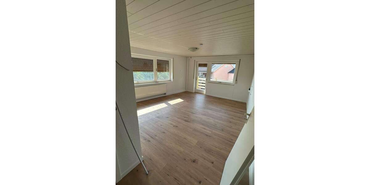 Etagenwohnung Laubenheim - 2 Zimmer, 65 m&sup2;, 600&euro; | Angebot:27032668