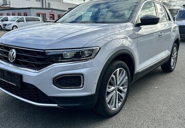 VW T-Roc IQ.DRIVE LED Navi PDC SHZ 127.074 km 16.900 &euro; Mainz 55122