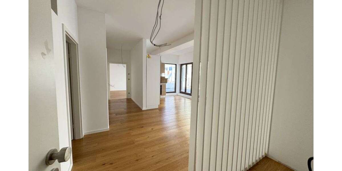 Etagenwohnung Wiesbaden Südost - 3 Zimmer, 107 m&sup2;, 2.140&euro; | Angebot:26561611