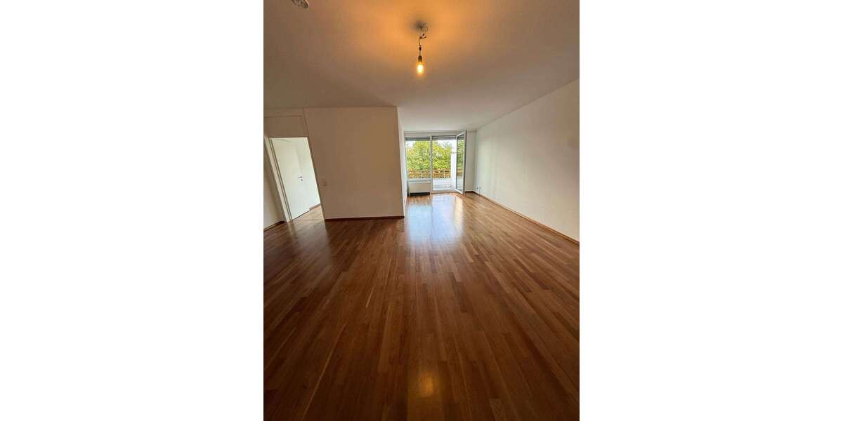 Etagenwohnung Wiesbaden Nordost - 3 Zimmer, 120 m&sup2;, 1.800&euro; | Angebot:27355422