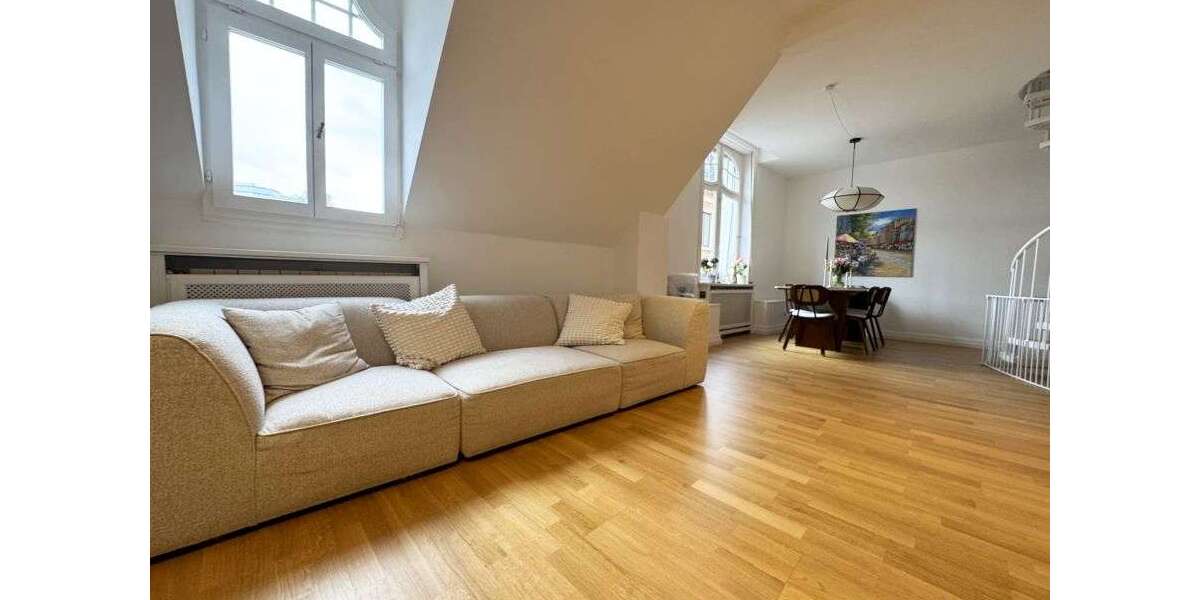 Etagenwohnung Wiesbaden - 5 Zimmer, 120 m&sup2;, 2.200&euro; | Angebot:27161839