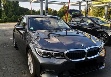 BMW 330 93.000 km 26.500 &euro; Hofheim am Taunus 65719