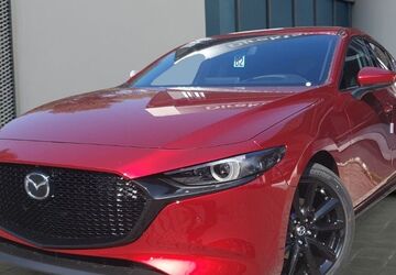 Mazda 3 13.726 km 28.890 &euro; Niedernhausen 65527