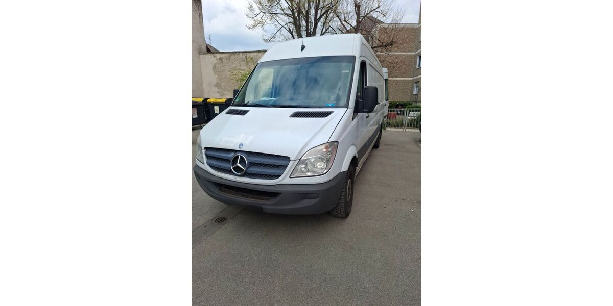 Mercedes-Benz Sprinter 68.000 km 9.450 &euro; Mainz 55120