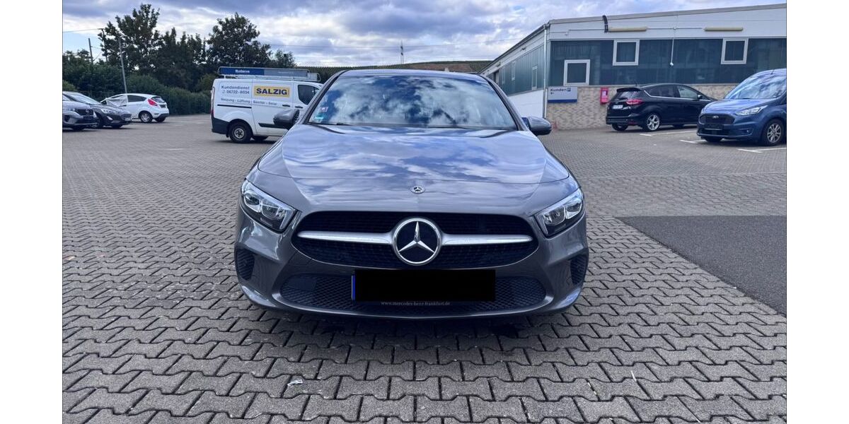 Mercedes-Benz A 180 60.000 km 21.000 &euro; Wiesbaden 65197