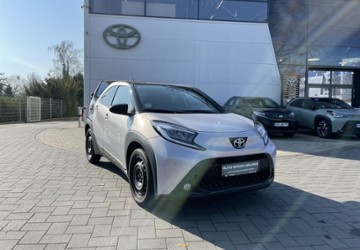 Toyota Aygo (X) 3.600 km 23.490 &euro; Wiesbaden 65203