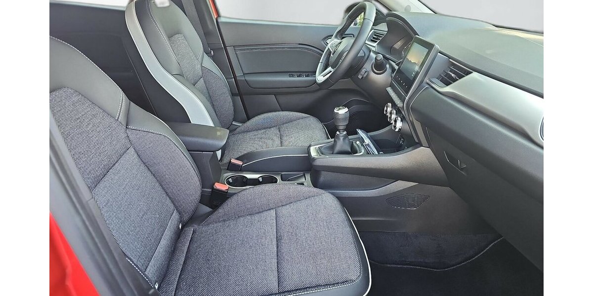 Renault Captur Techno Kamera, Navi, Sitzheizung 20.000 km 19.680 &euro; Schwalbach/Taunus 65824