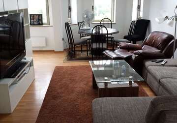 Wohnung Wiesbaden Südost - 5 Zimmer, 146 m&sup2;, 3.100&euro; | Angebot:26914336