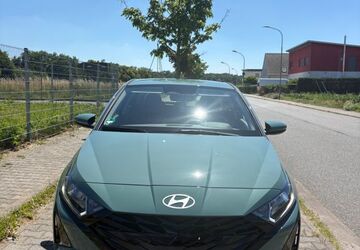 Hyundai i20 8.415 km 18.400 &euro; Langen 63225