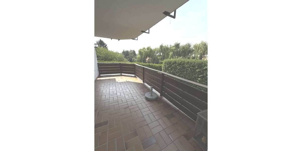Etagenwohnung Steinbach - 5 Zimmer, 131 m&sup2;, 1.690&euro; | Angebot:26702014