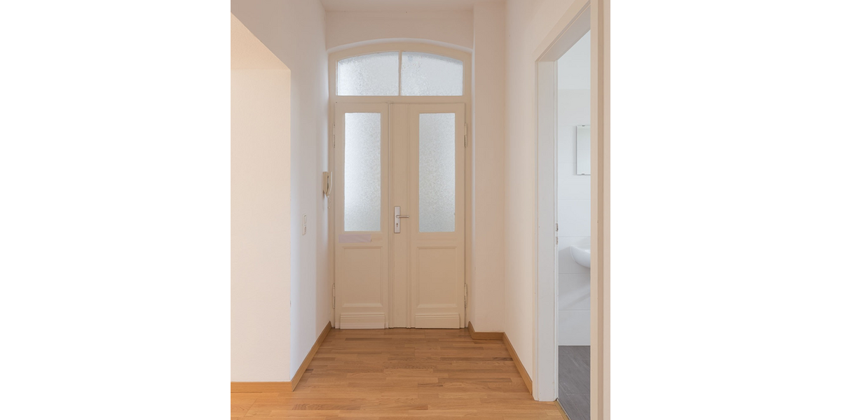 Etagenwohnung Wiesbaden Nordost - 4 Zimmer, 125 m&sup2;, 1.800&euro; | Angebot:27082035