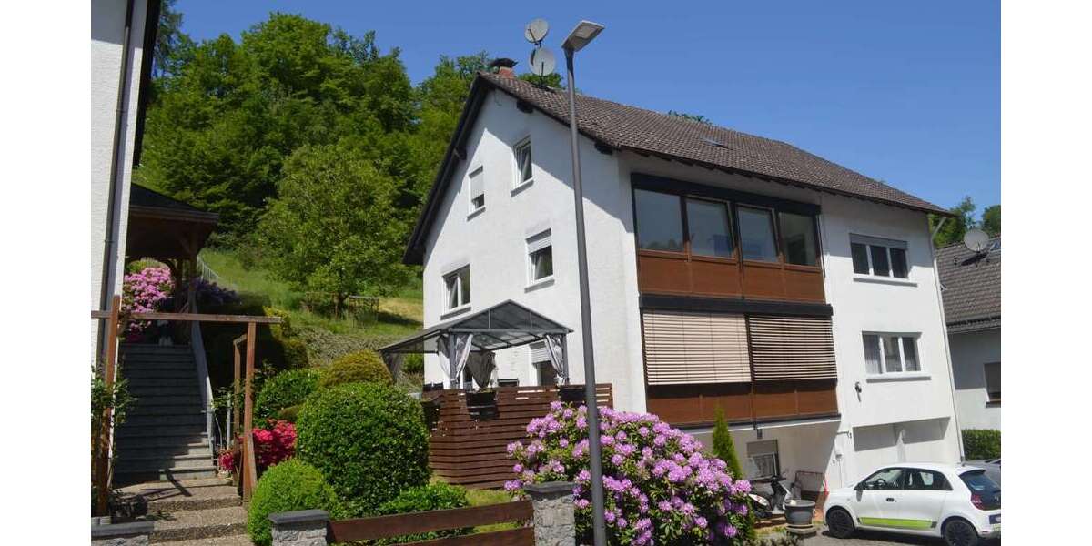 Etagenwohnung Schlangenbad - 3 Zimmer, 97 m&sup2;, 950&euro; | Angebot:26976347