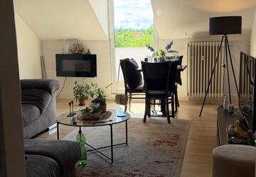 Wohnung Rüsselsheim am Main - 3 Zimmer, 85 m&sup2;, 1.100&euro; | Angebot:26698328