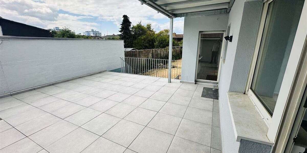 Etagenwohnung Ingelheim am Rhein - 4 Zimmer, 127 m&sup2;, 1.900&euro; | Angebot:27134037