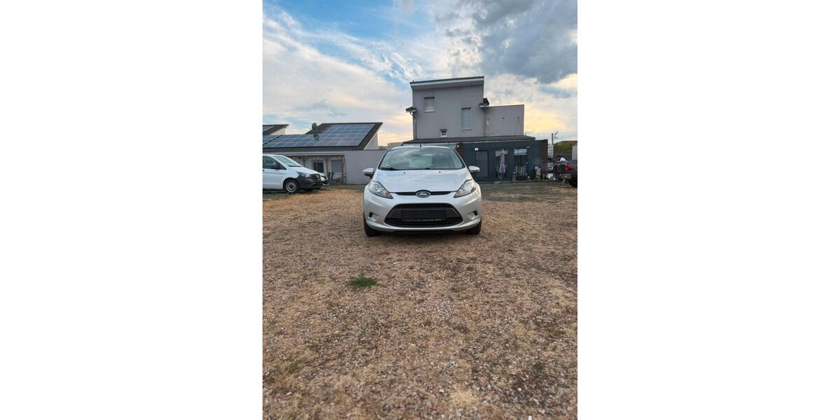 Ford Fiesta 127.100 km 4.200 &euro; Ingelheim 55218