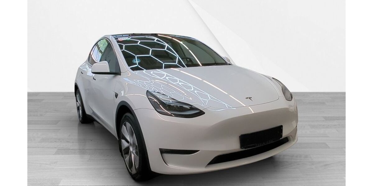 Tesla Model Y 79.953 km 32.625 &euro; Eschborn 65760