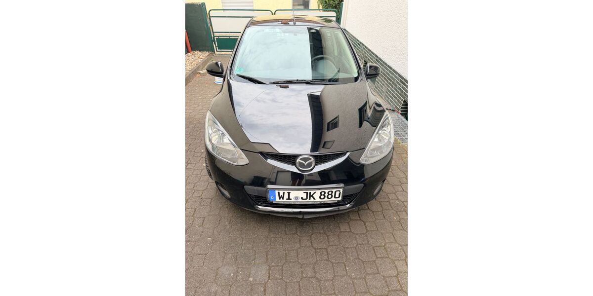 Mazda 2 100.500 km 3.500 &euro; Wiesbaden 65207