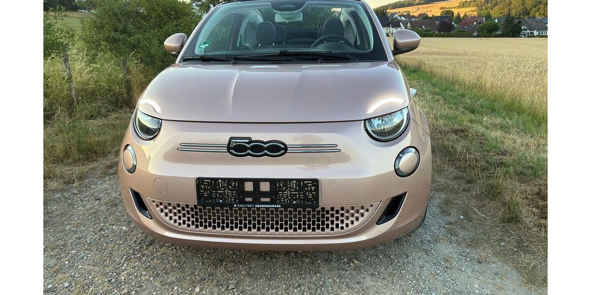 Fiat 500e 31.000 km 17.999 &euro; Hohenstein 65329