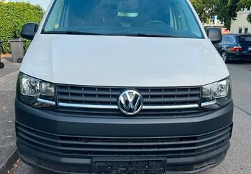 VW T6 Transporter 284.000 km 9.800 &euro; Wiesbaden 65203