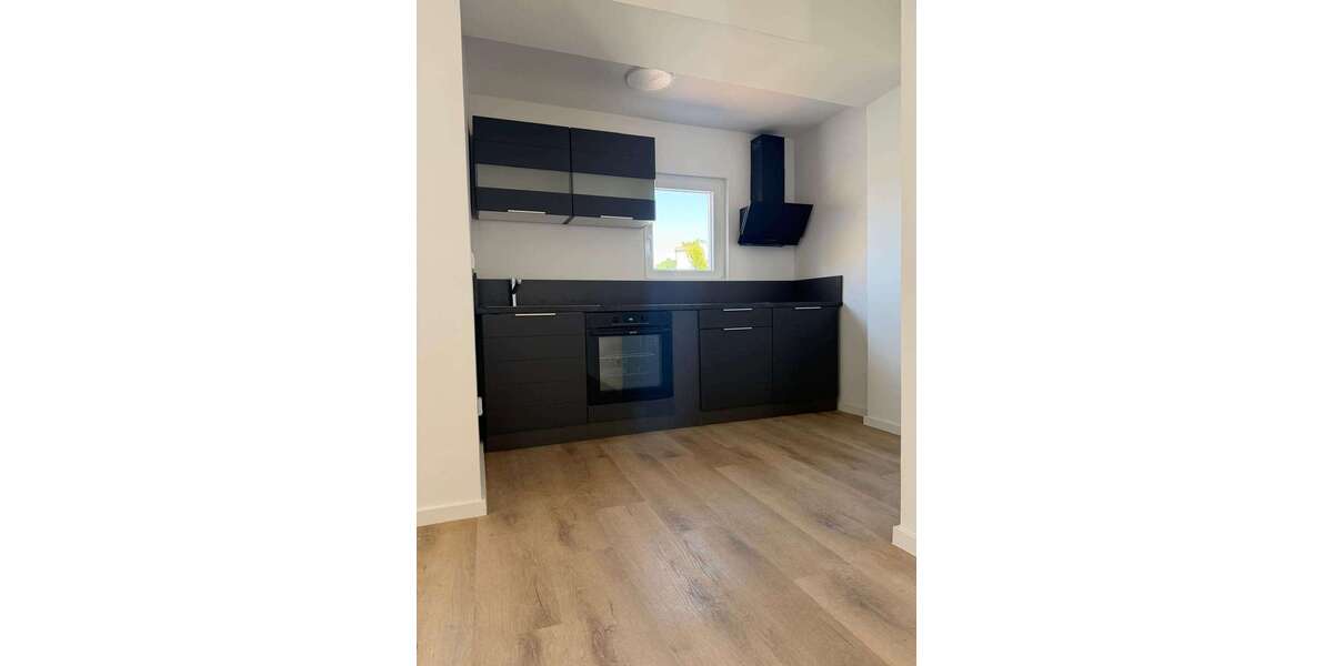 Etagenwohnung Wiesbaden-Rambach Rambach - 3 Zimmer, 92 m&sup2;, 1.200&euro; | Angebot:27134969