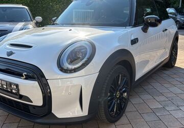 Mini Cooper SE 12.980 km 23.595 &euro; Harxheim/ Mainz 55296