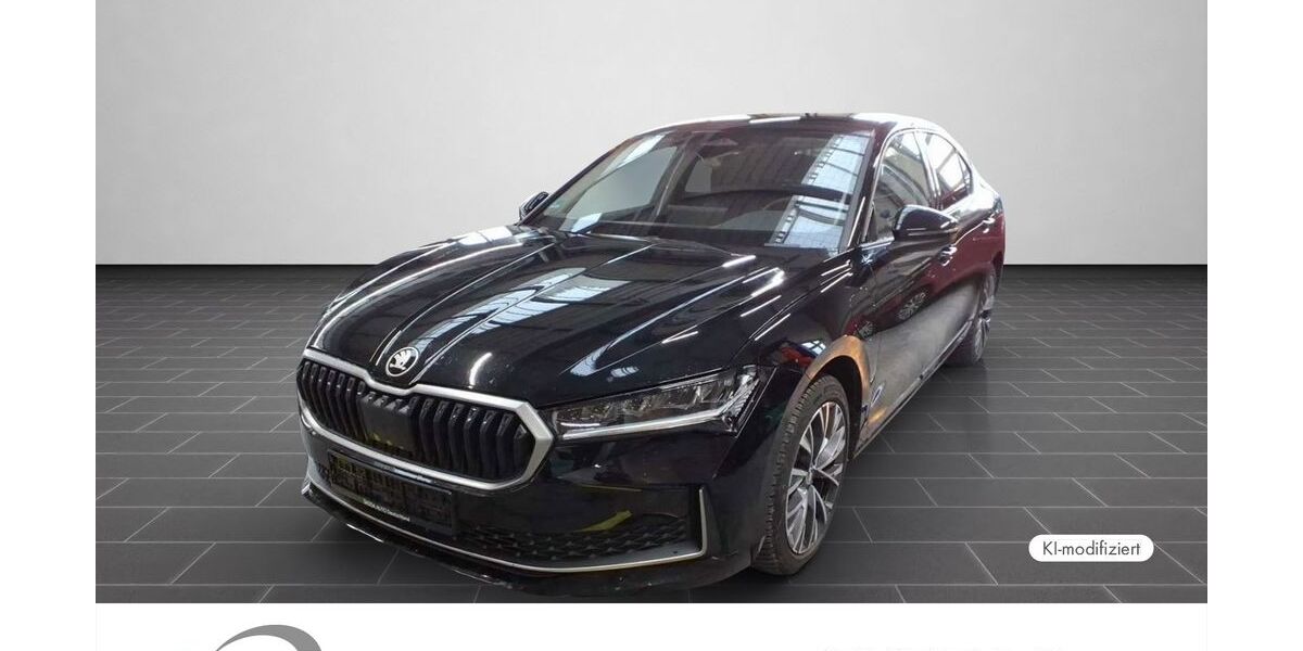 Skoda Superb 16.100 km 38.890 &euro; Wiesbaden 65197