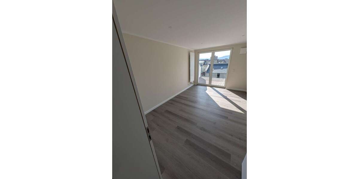 Etagenwohnung Rüdesheim am Rhein - 4 Zimmer, 108 m&sup2;, 1.370&euro; | Angebot:27135318