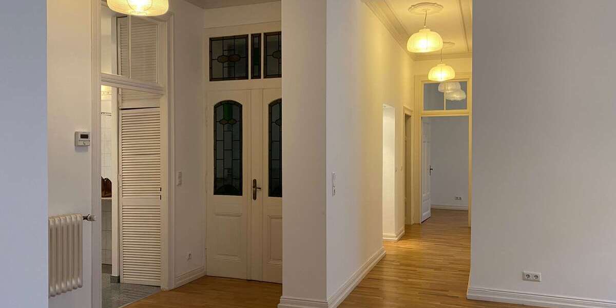 Etagenwohnung Wiesbaden Westend / Bleichstraße - 4 Zimmer, 140 m&sup2;, 1.950&euro; | Angebot:26814952