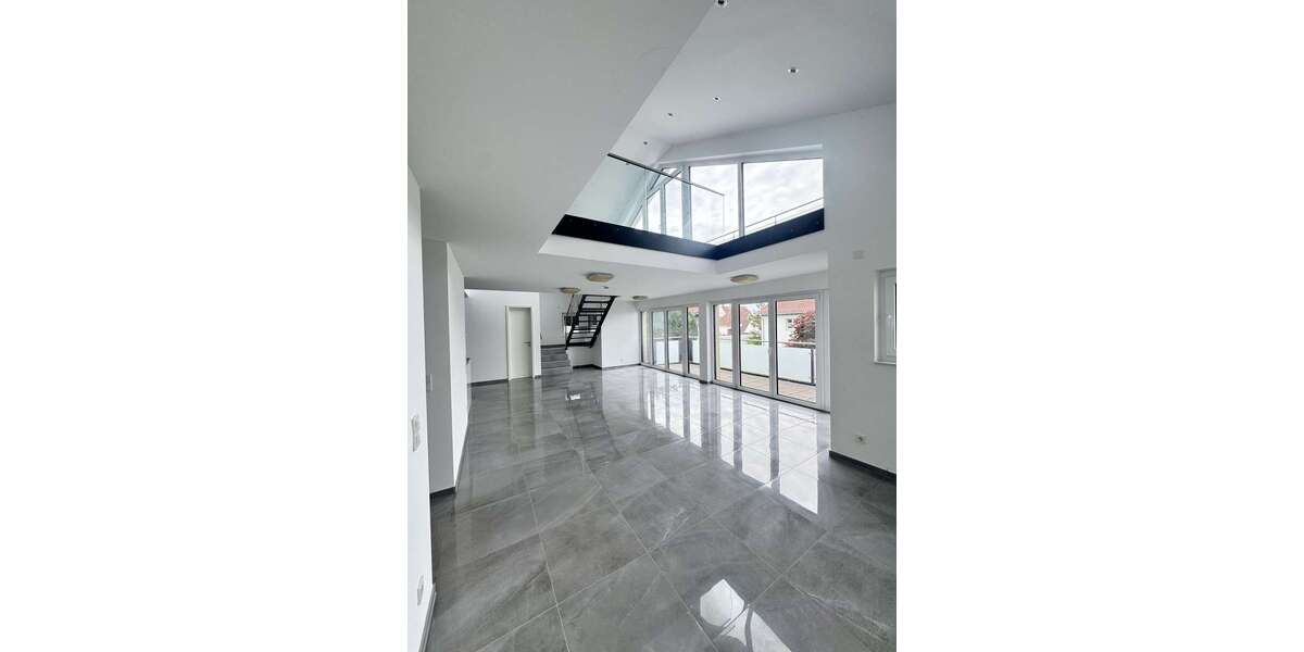 Etagenwohnung Wiesbaden Mainz-Amöneburg - 3 Zimmer, 140 m&sup2;, 1.900&euro; | Angebot:27353140