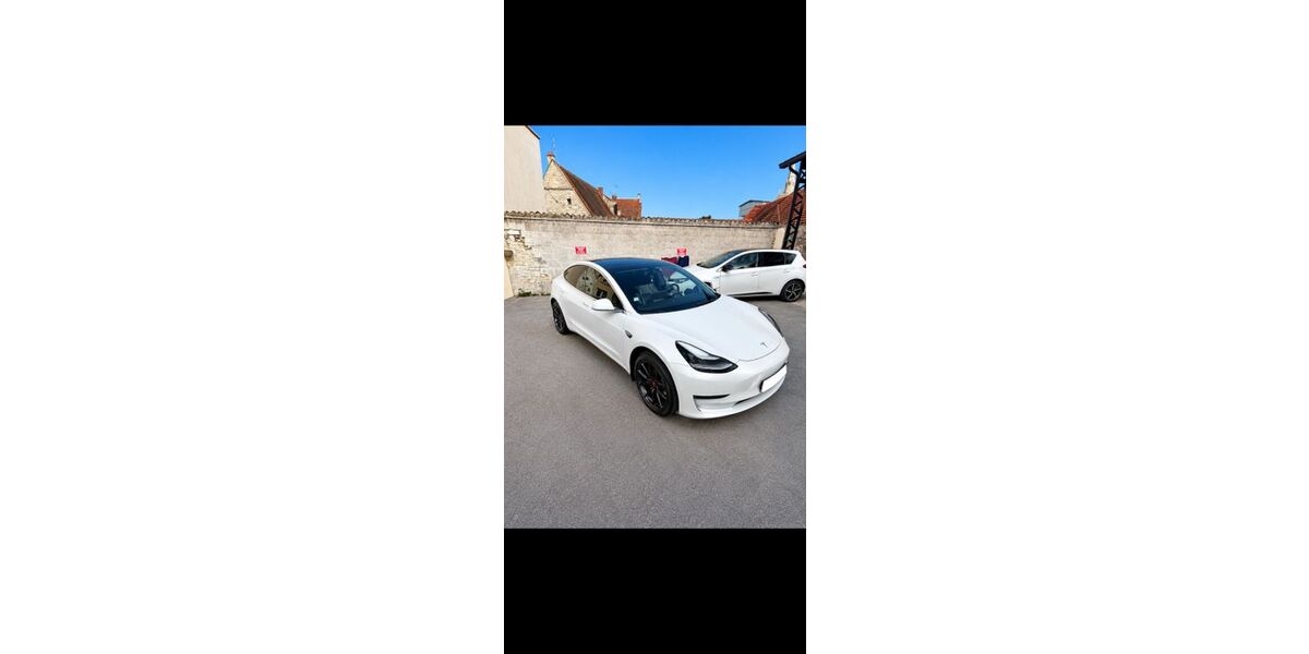 Tesla Model 3 77.000 km 22.000 &euro; Wiesbaden 65183